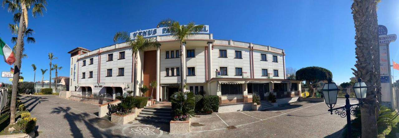 Venus Park Hotel Castel Volturno Esterno foto
