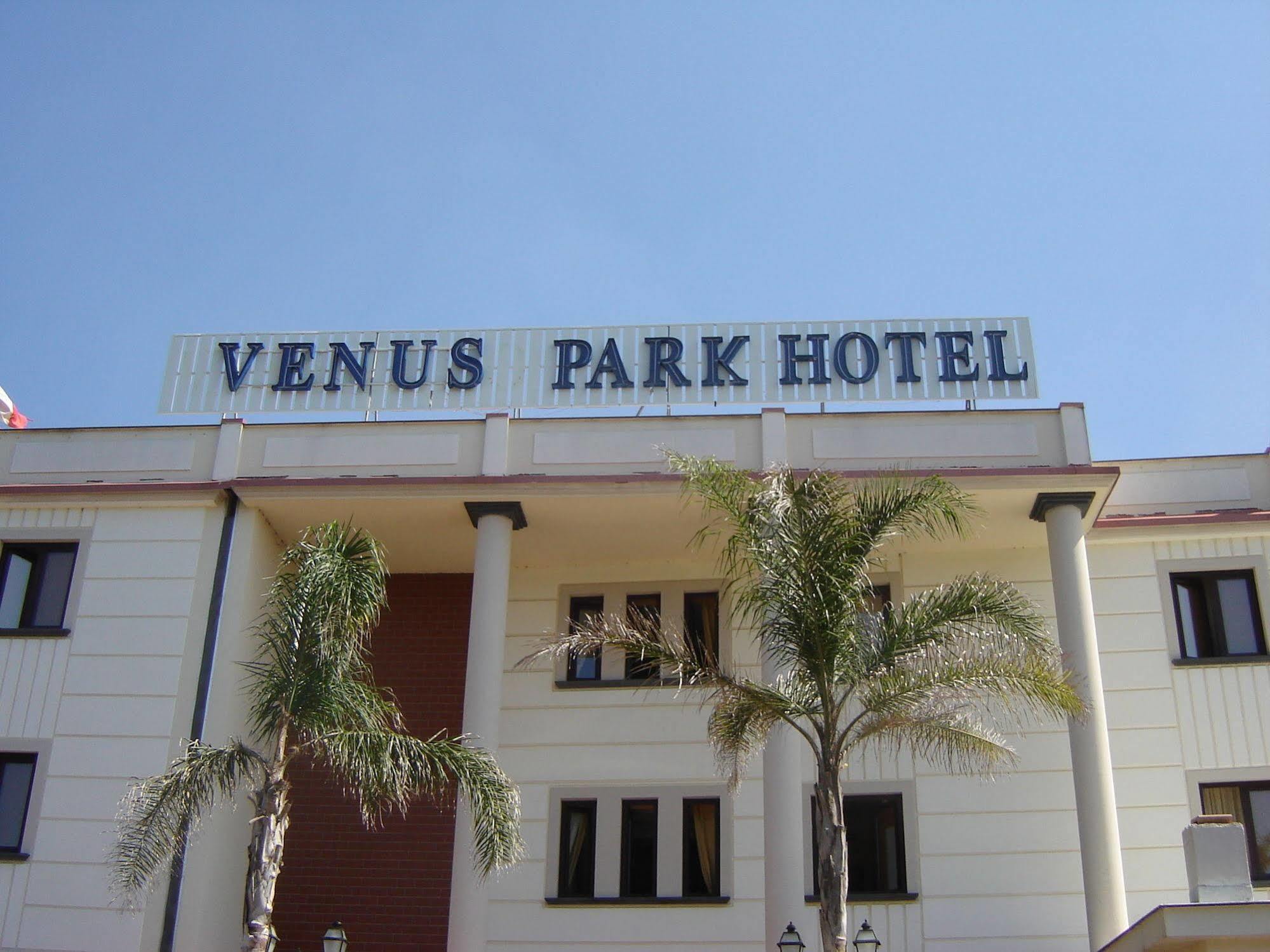 Venus Park Hotel Castel Volturno Esterno foto